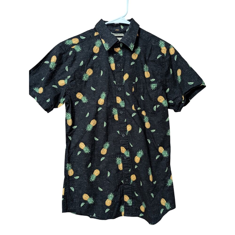 Haggar Clothing Size Medium Pineapple Short Sleeve Button Down Collar Shirt